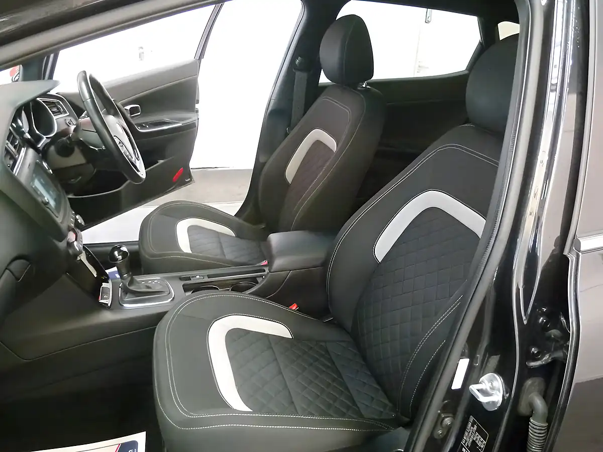 Used 2017 Kia Ceed GT-Line S Black - Interior and Exterior details 14