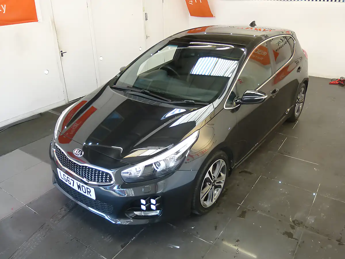 Used 2017 Kia Ceed GT-Line S Black - Interior and Exterior details 19