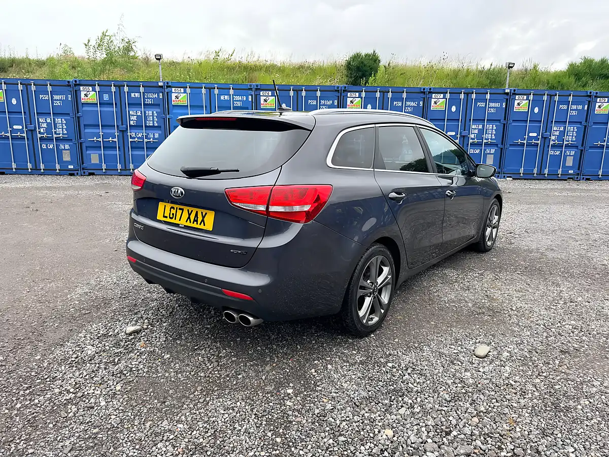 Used 2017 Kia Ceed GT-Line Sportswagon Silver - Interior and Exterior details 18