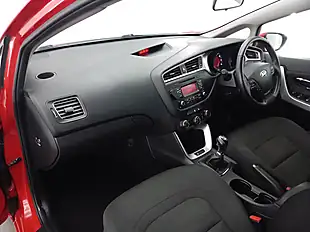 Used 2017 Kia Ceed SR7 Red - Interior and Exterior details 15