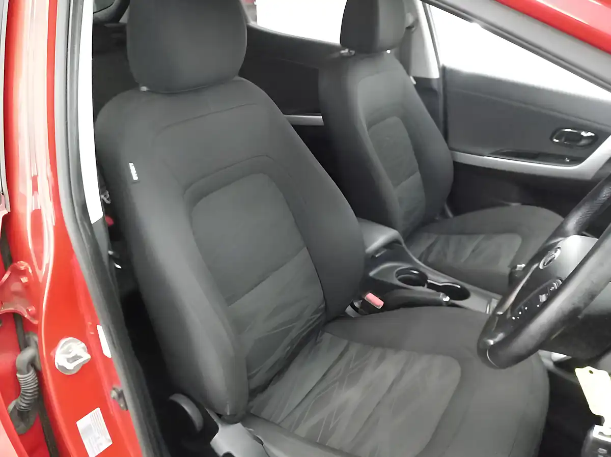 Used 2017 Kia Ceed SR7 Red - Interior and Exterior details 19