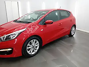 Used 2017 Kia Ceed SR7 Red - Interior and Exterior details 3