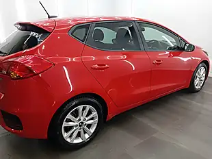 Used 2017 Kia Ceed SR7 Red - Interior and Exterior details 6