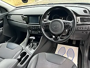 Used 2017 Kia Niro 2 Black - Interior and Exterior details 12