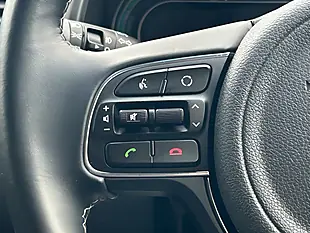Used 2017 Kia Niro 2 Black - Interior and Exterior details 15