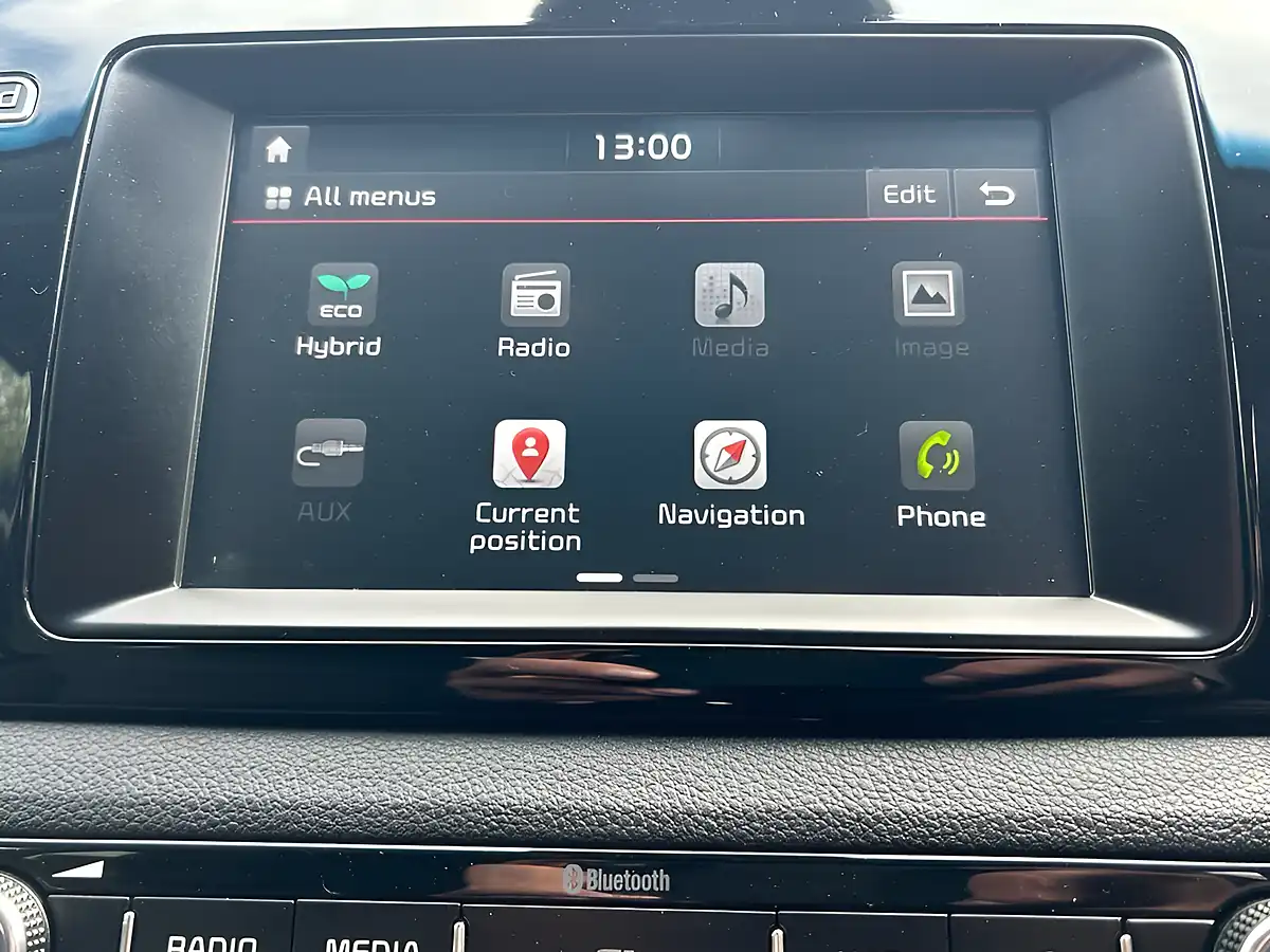 Used 2017 Kia Niro 2 Black - Interior and Exterior details 17
