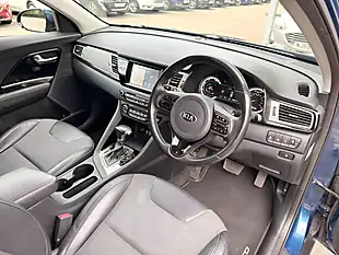 Used 2017 Kia Niro Gdi 2 Blue - Interior and Exterior details 18