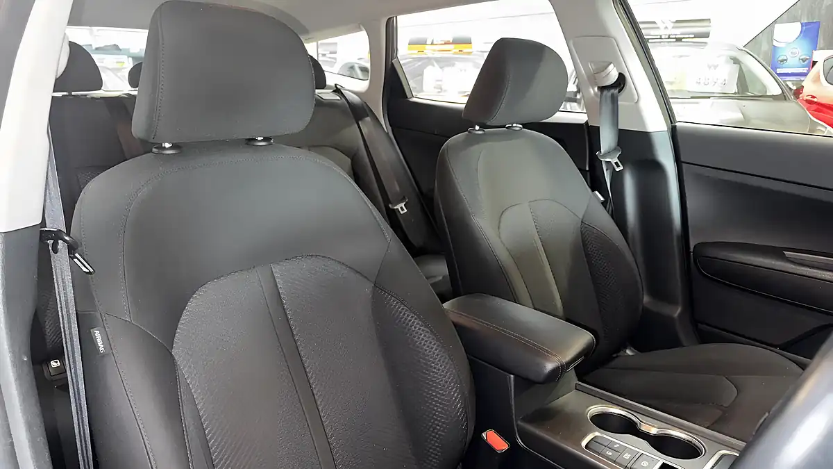 Used 2017 Kia Optima 2 Black - Interior and Exterior details 12