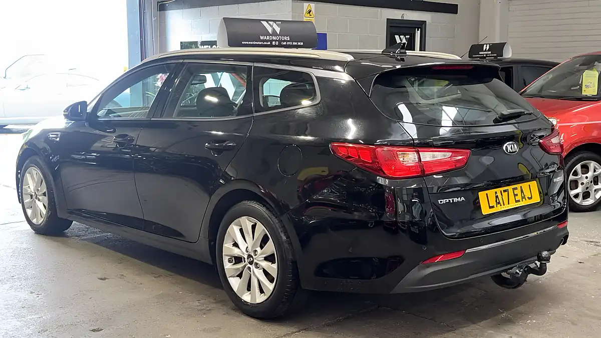 Used 2017 Kia Optima 2 Black - Interior and Exterior details 7