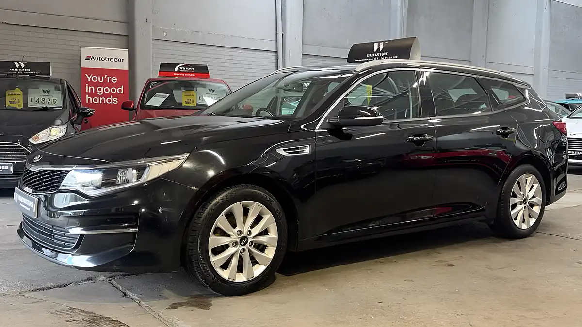 Used 2017 Kia Optima 2 Black - Front View