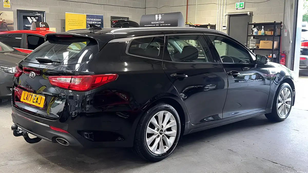Used 2017 Kia Optima 2 Black - Interior and Exterior details 5
