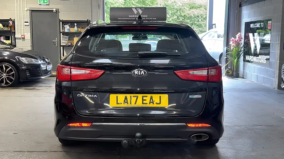 Used 2017 Kia Optima 2 Black - Interior and Exterior details 6