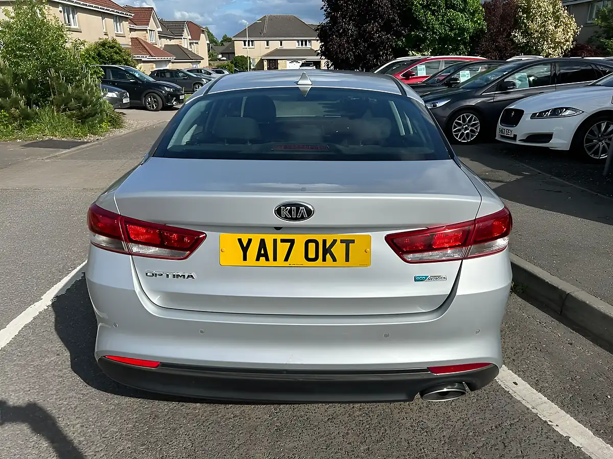 Used 2017 Kia Optima 2 Silver - Interior and Exterior details 7