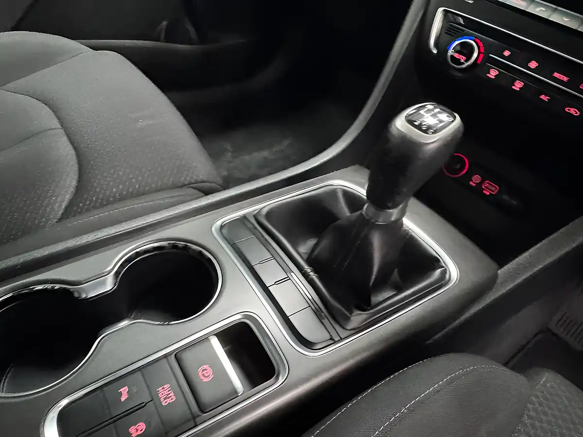 Used 2017 Kia Optima 2 Sportswagon Black - Interior and Exterior details 16