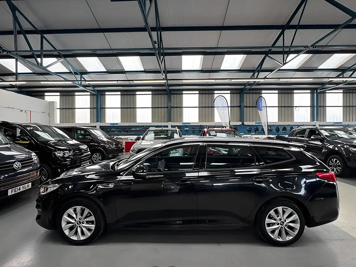 Used 2017 Kia Optima 2 Sportswagon Black - Interior and Exterior details 5