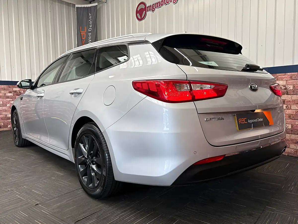 Used 2017 Kia Optima 2 Sportswagon Satin Silver - Interior and Exterior details 13