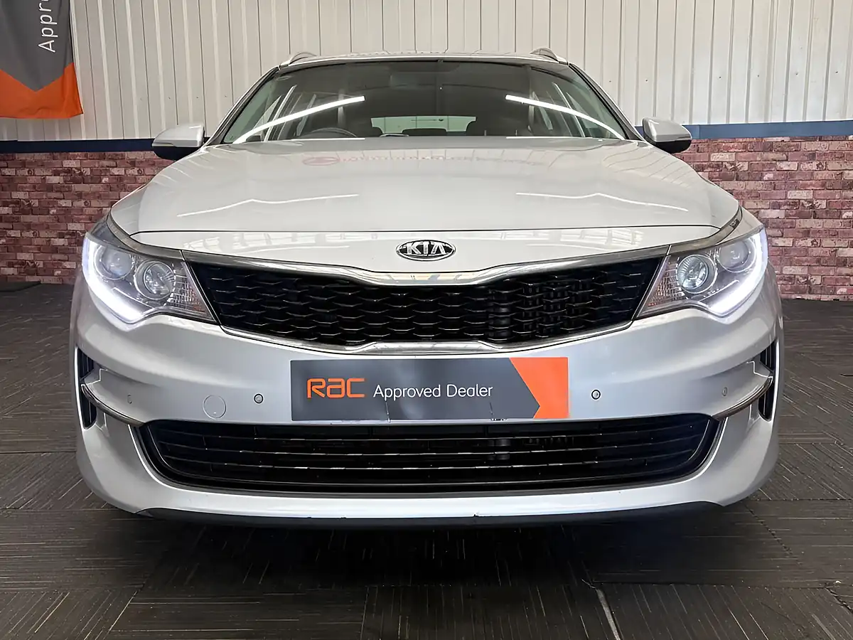 Used 2017 Kia Optima 2 Sportswagon Satin Silver - Interior and Exterior details 5