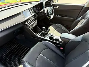 Used 2017 Kia Optima 3 Sportswagon Red - Interior and Exterior details 18