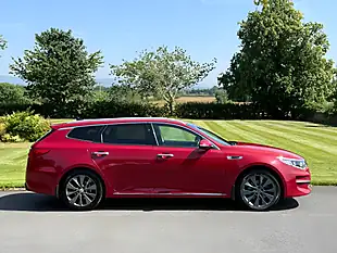 Used 2017 Kia Optima 3 Sportswagon Red - Interior and Exterior details 4