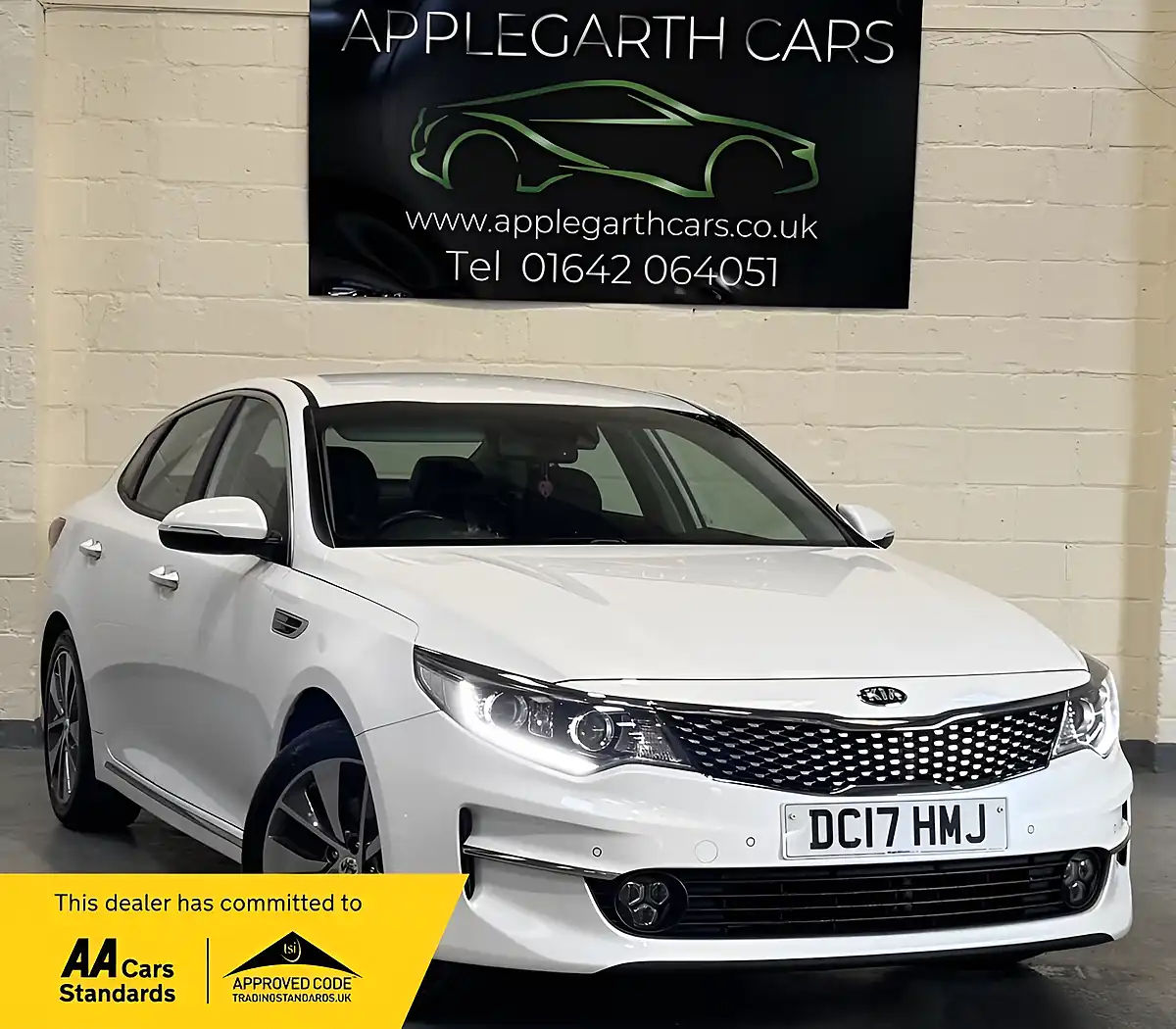 Used 2017 Kia Optima 3 White - Front View