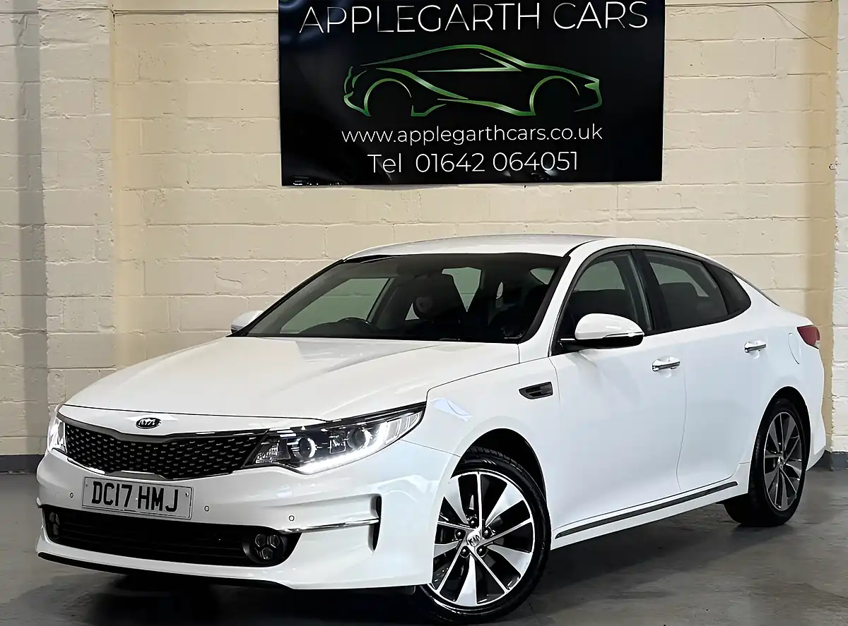 Used 2017 Kia Optima 3 White - Interior and Exterior details 5