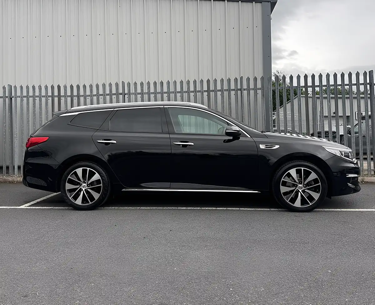 Used 2017 Kia Optima Isg 3 Black - Interior and Exterior details 7