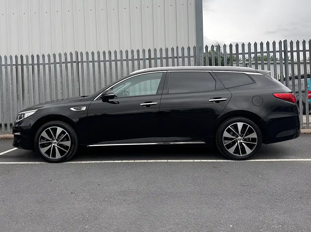 Used 2017 Kia Optima Isg 3 Black - Interior and Exterior details 8