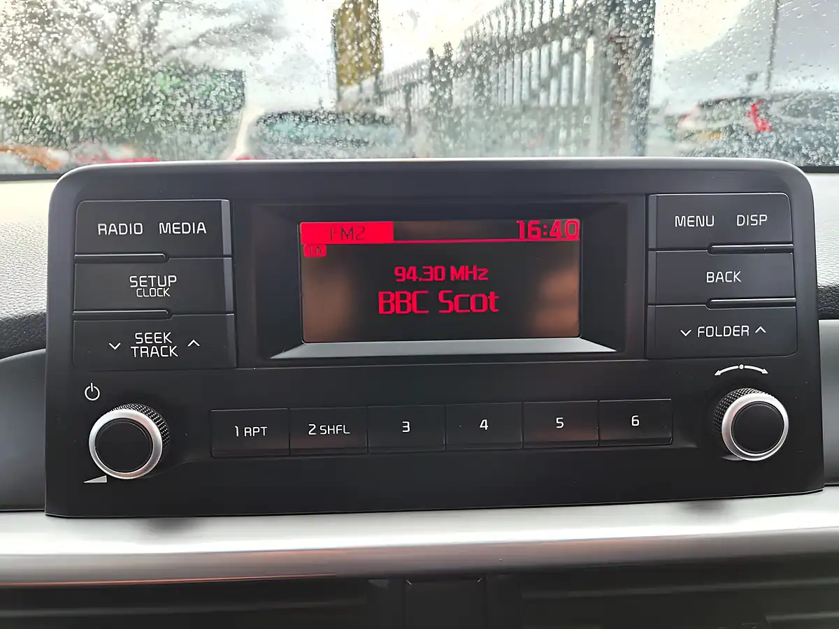 Used 2017 Kia Picanto 1 Red - Interior and Exterior details 13