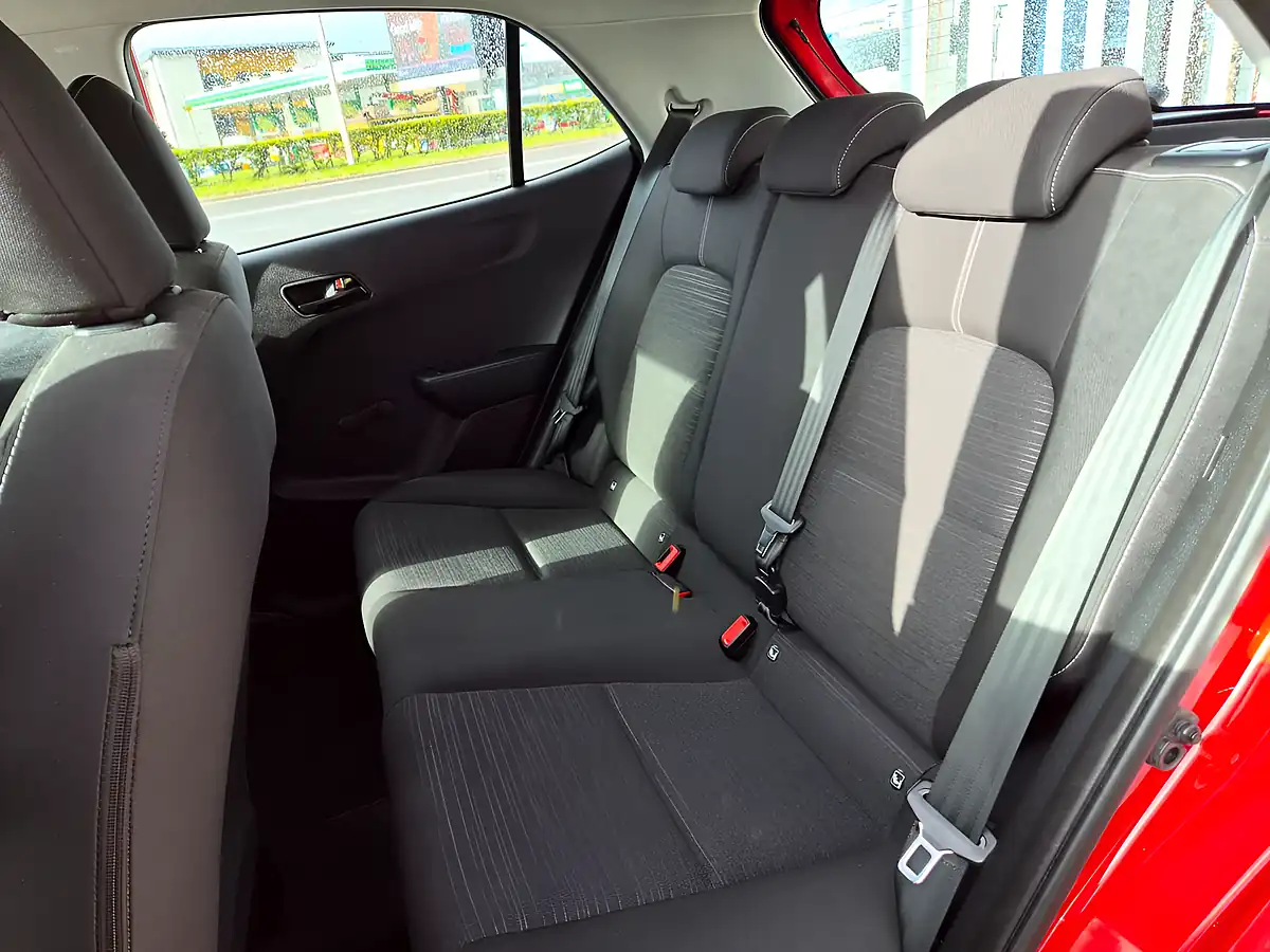 Used 2017 Kia Picanto 1 Red - Interior and Exterior details 16