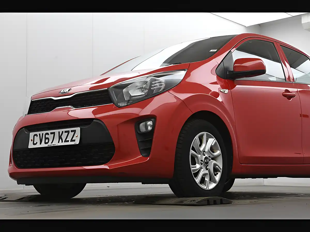 Used 2017 Kia Picanto 2 Chilli Red - Interior and Exterior details 7