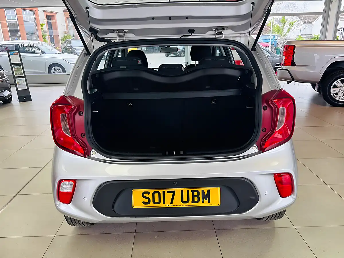 Used 2017 Kia Picanto 3 Silver - Interior and Exterior details 20
