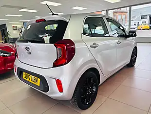 Used 2017 Kia Picanto 3 Silver - Interior and Exterior details 5