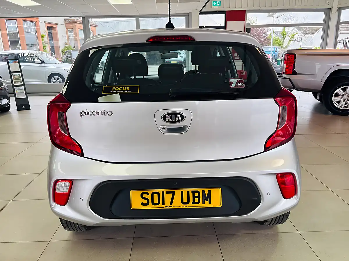 Used 2017 Kia Picanto 3 Silver - Interior and Exterior details 6