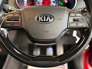 Used 2017 Kia Picanto Chilli Red - Interior and Exterior details 6