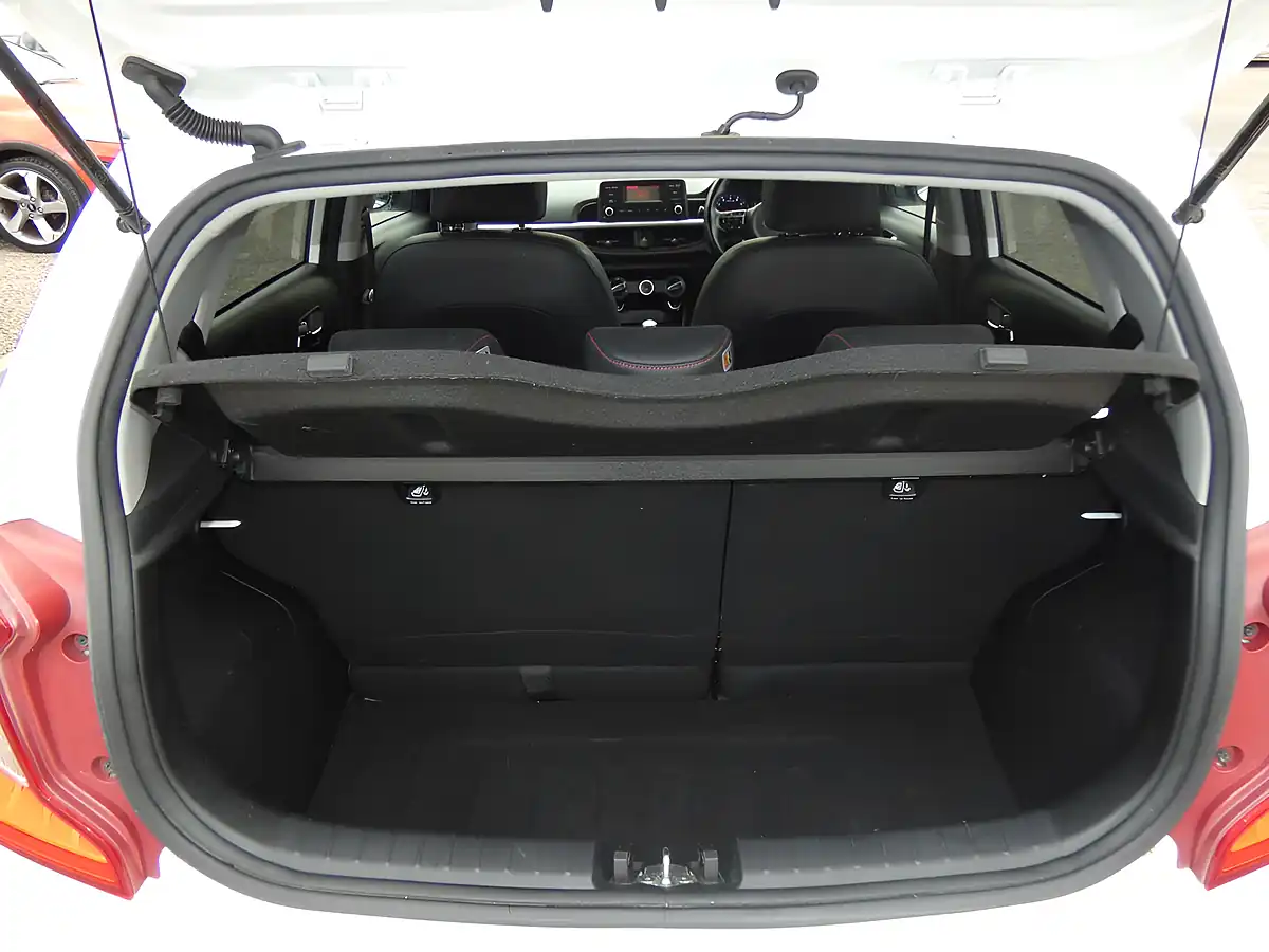 Used 2017 Kia Picanto GT-Line Clear White - Interior and Exterior details 13