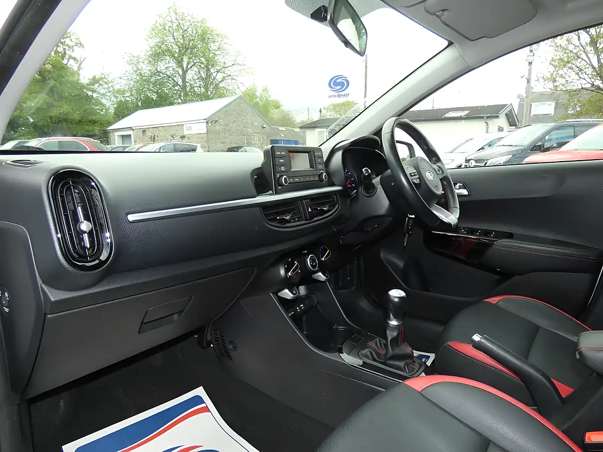 Used 2017 Kia Picanto GT-Line Clear White - Interior and Exterior details 15