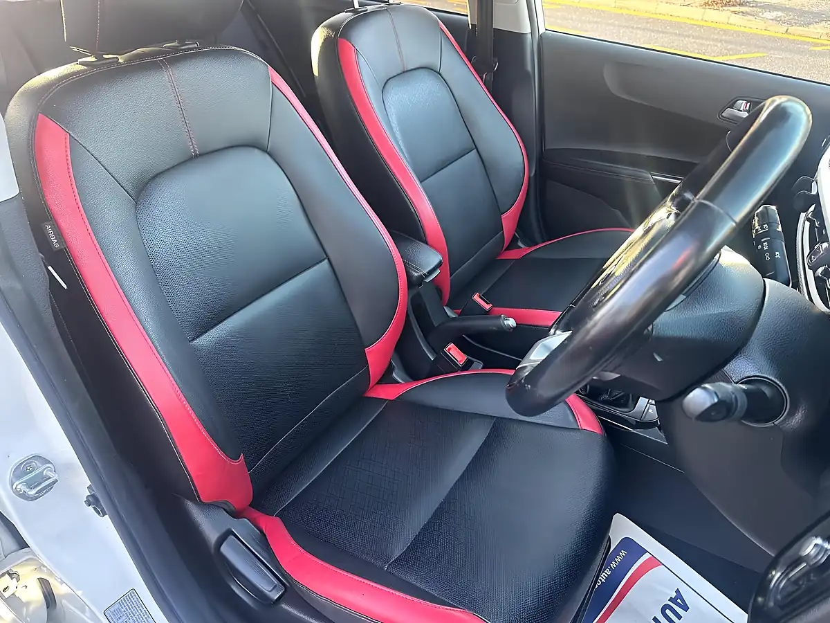 Used 2017 Kia Picanto GT-Line S White - Interior and Exterior details 12