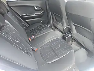 Used 2017 Kia Picanto Se White - Interior and Exterior details 16