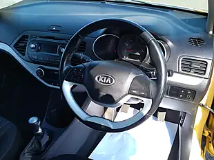 Used 2017 Kia Picanto Se Yellow - Interior and Exterior details 10
