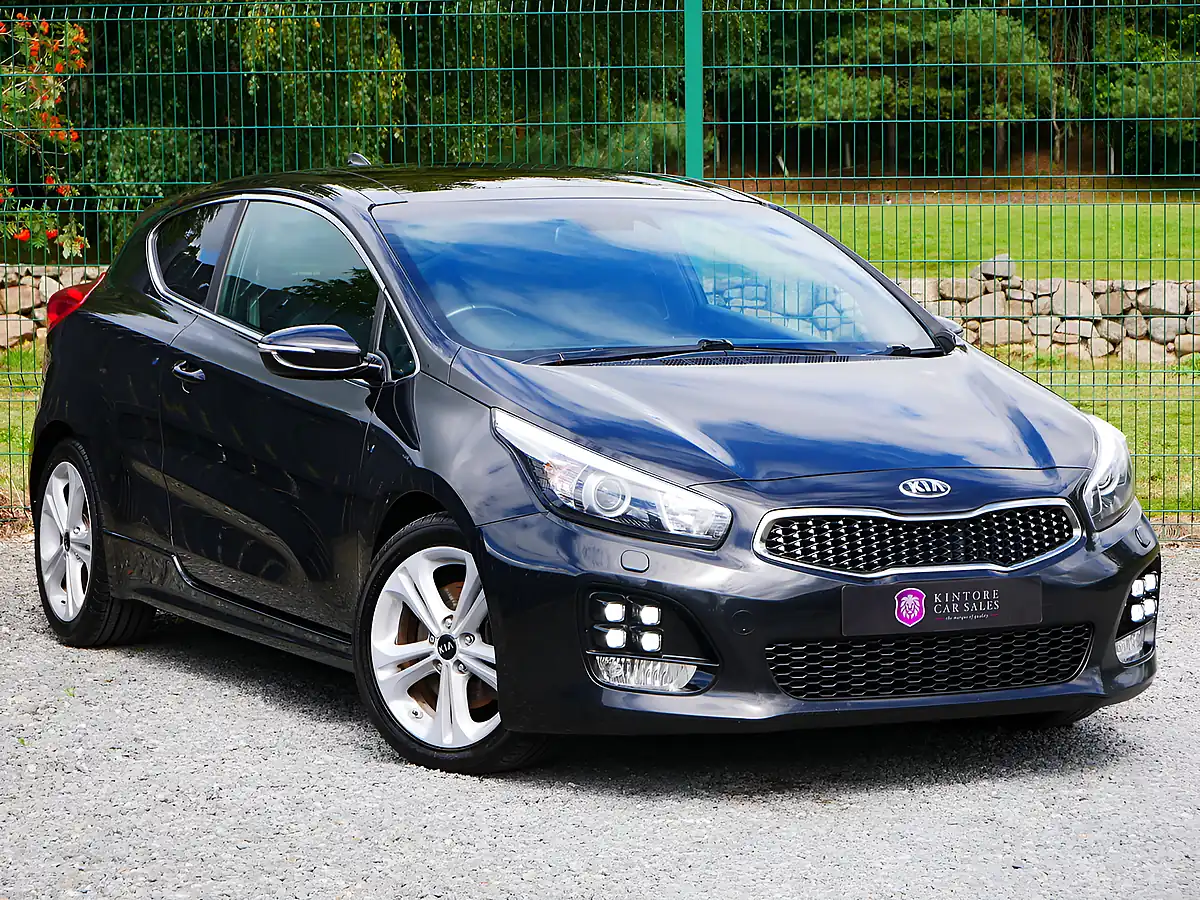 Used 2017 Kia Proceed GT-Line S Phantom Black - Front View