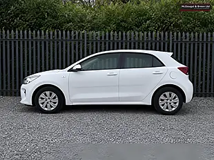 Used 2017 Kia Rio 1 White - Interior and Exterior details 2
