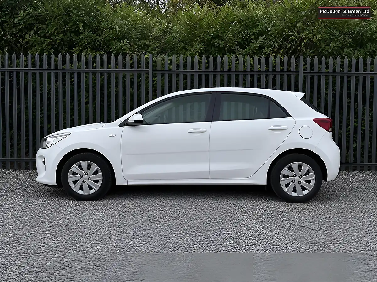 Used 2017 Kia Rio 1 White - Interior and Exterior details 2