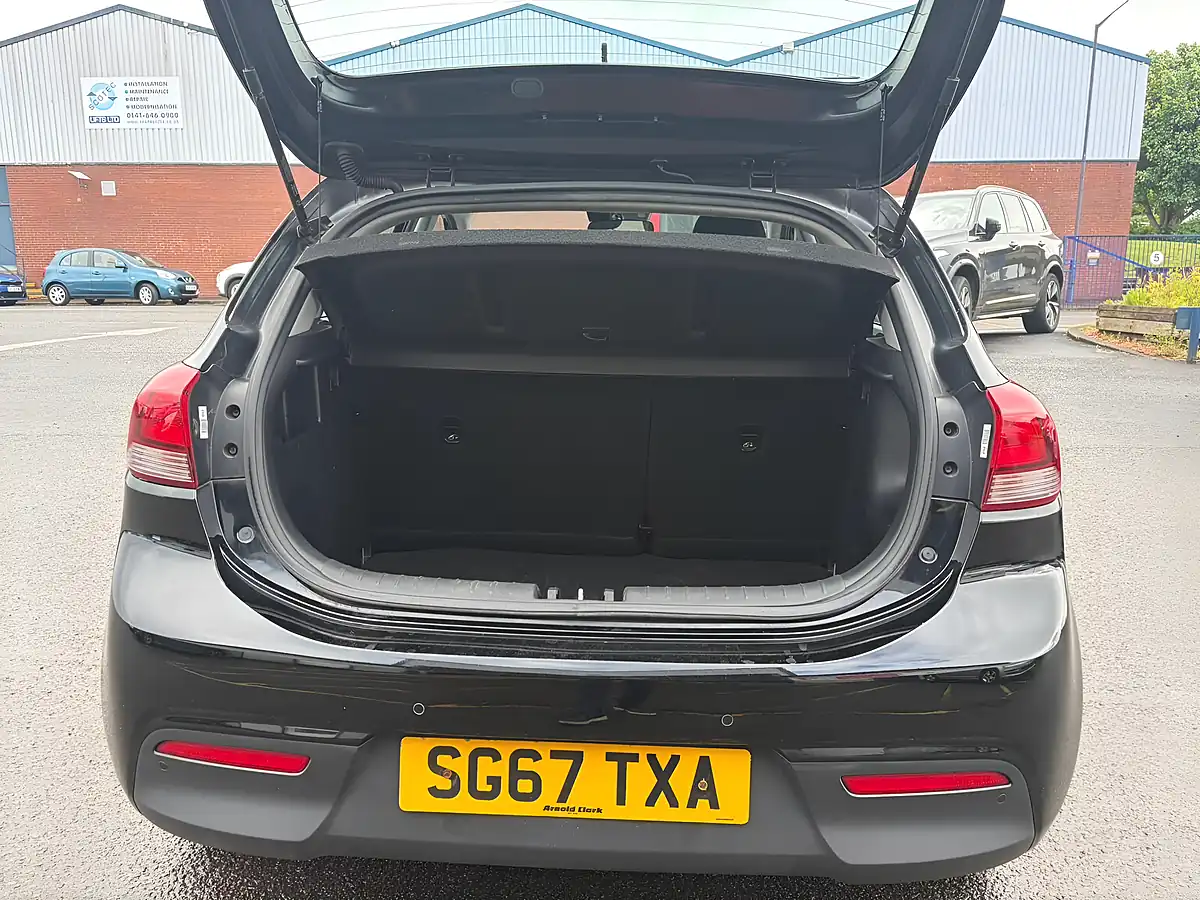 Used 2017 Kia Rio 2 Black - Interior and Exterior details 10