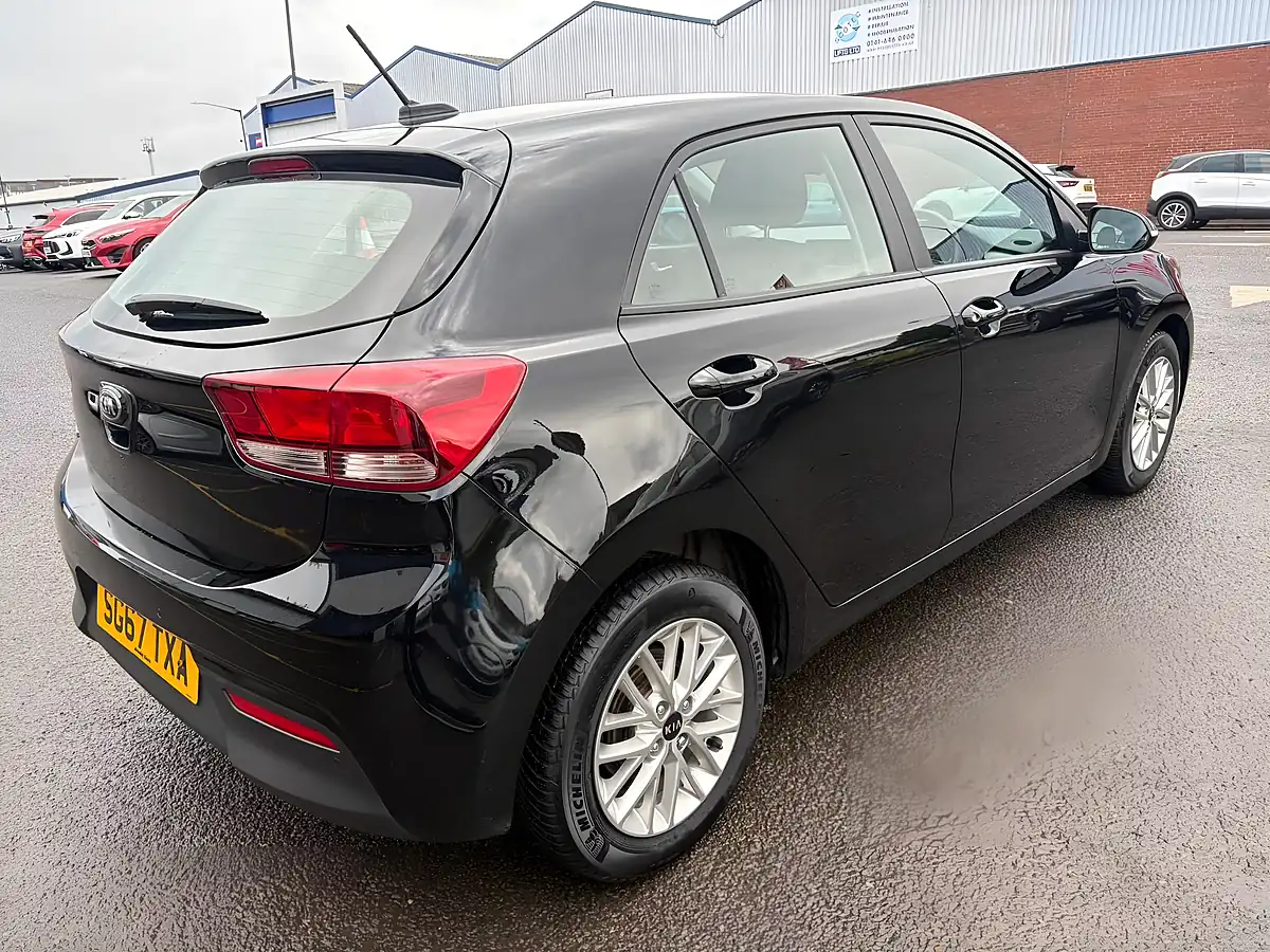 Used 2017 Kia Rio 2 Black - Interior and Exterior details 5