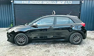 Used 2017 Kia Rio 2 Black - Interior and Exterior details 8
