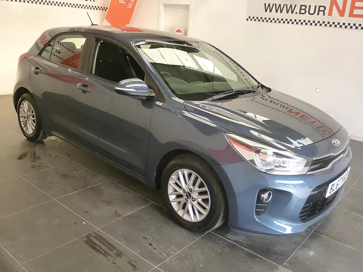Used 2017 Kia Rio 2 Blue - Interior and Exterior details 12