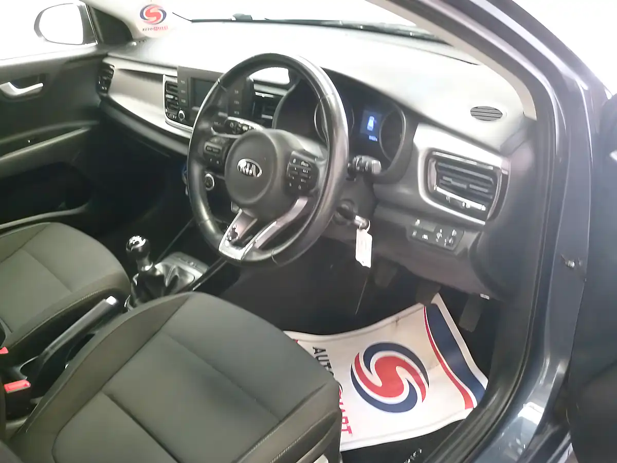Used 2017 Kia Rio 2 Blue - Interior and Exterior details 13