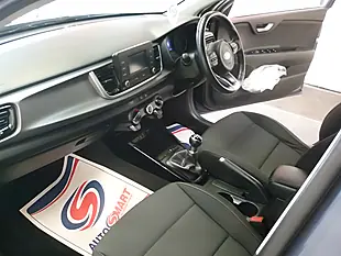 Used 2017 Kia Rio 2 Blue - Interior and Exterior details 14