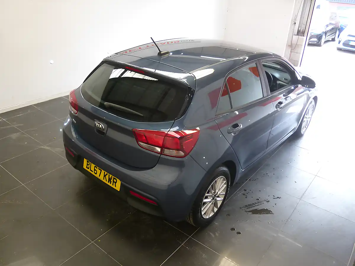 Used 2017 Kia Rio 2 Blue - Interior and Exterior details 20