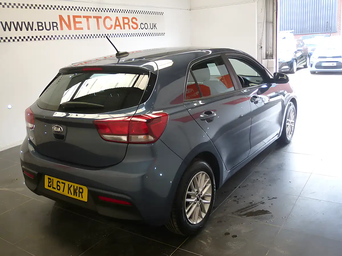 Used 2017 Kia Rio 2 Blue - Interior and Exterior details 8